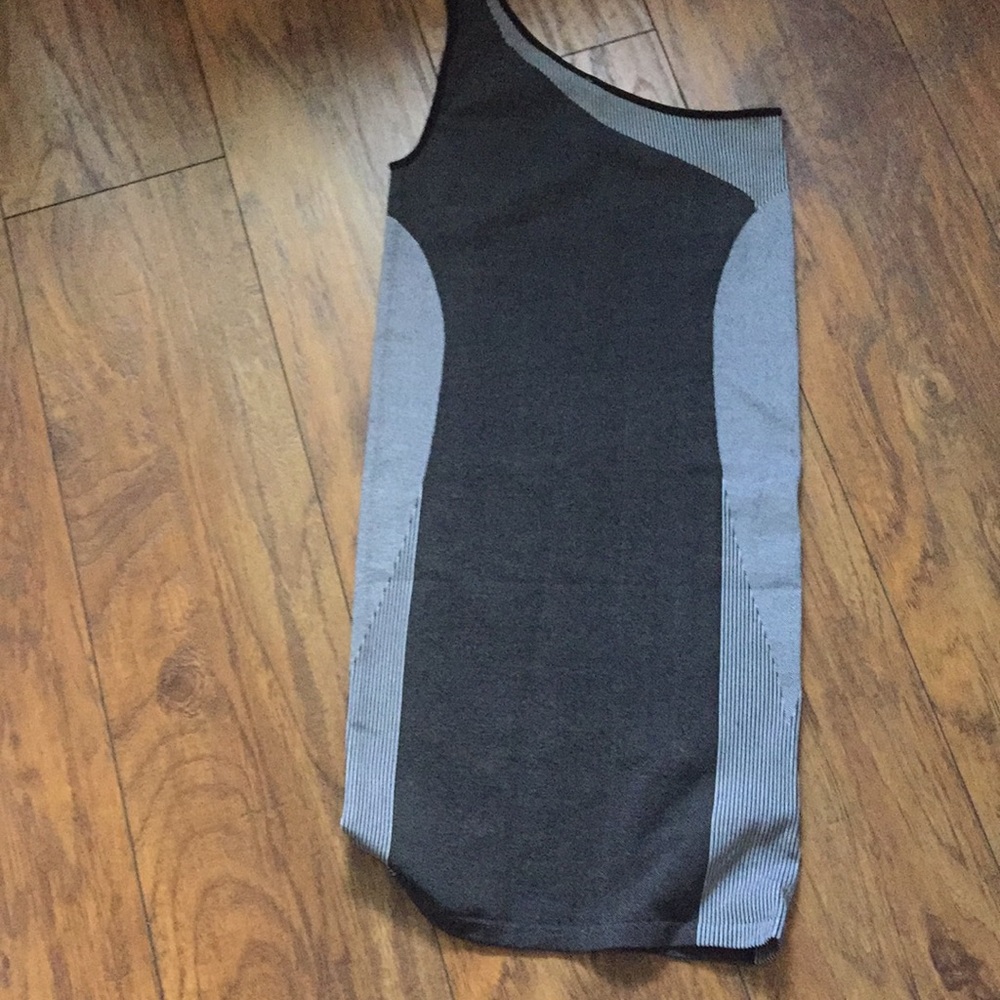 Dress/Top - Picture 2 of 4